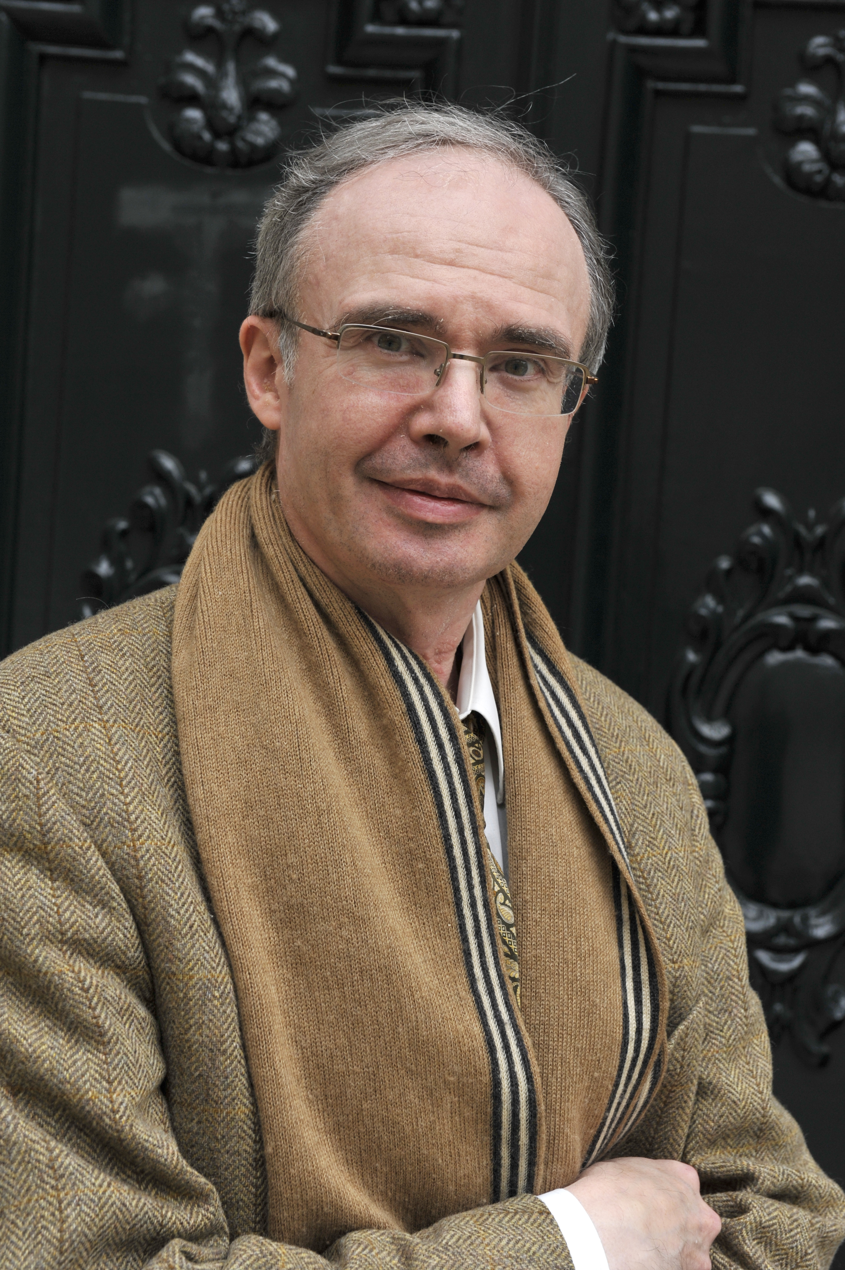 Image décorative : portrait d'Olivier Guyotjeannin © ENC-PSL, cl. Didier Plowy