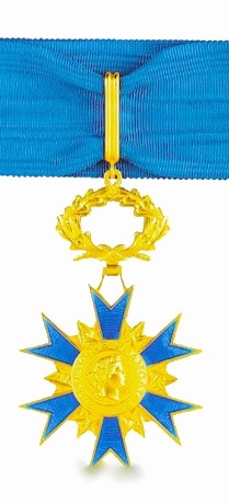 Insigne de commandeur de l'ordre national du Mérite