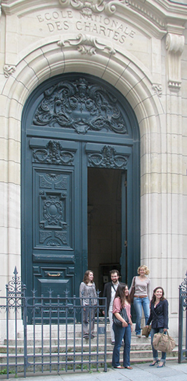 Entrée de l'École au 19, rue de la Sorbonne 75005 Paris