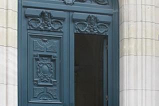 Entrée de l'École au 19, rue de la Sorbonne 75005 Paris