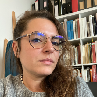 Image décorative : portrait de Marion Charpier