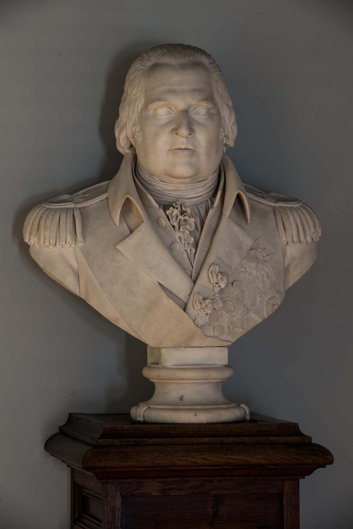 Buste de Louis XVIII (par un sculpteur anonyme)