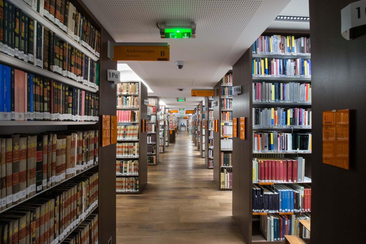 Magasins au niveau 1 de la bibliothèque