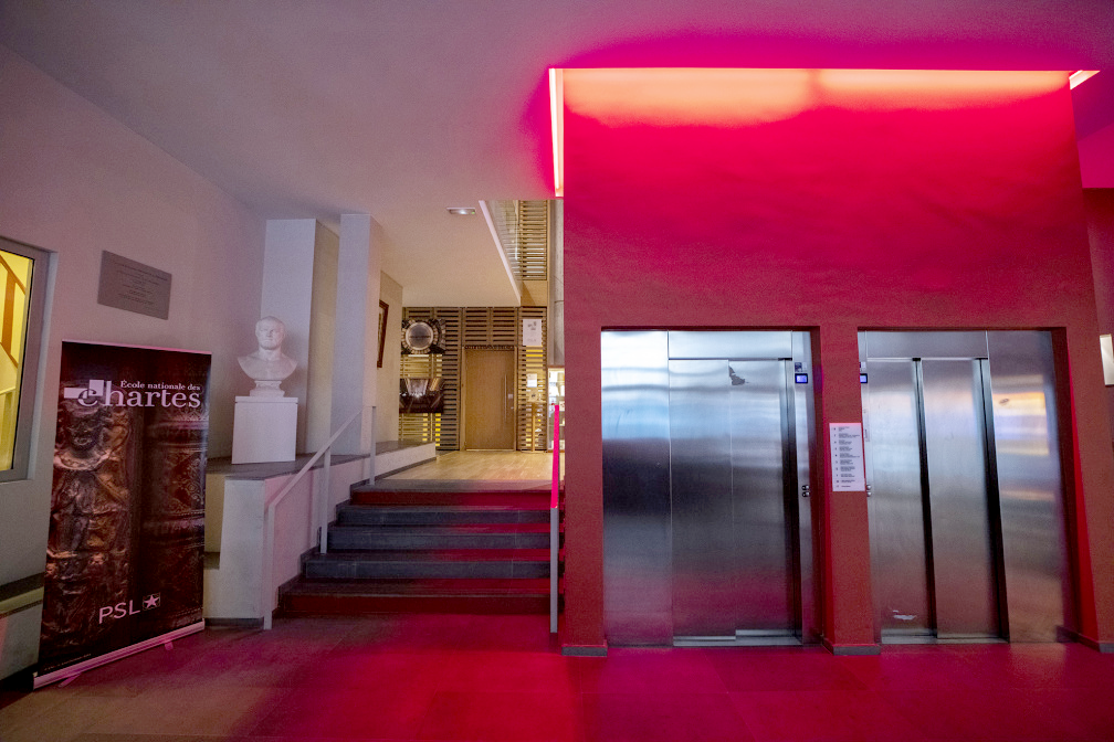 Image décorative : hall d’entrée du 65, rue de Richelieu © cl. Myr Muratet