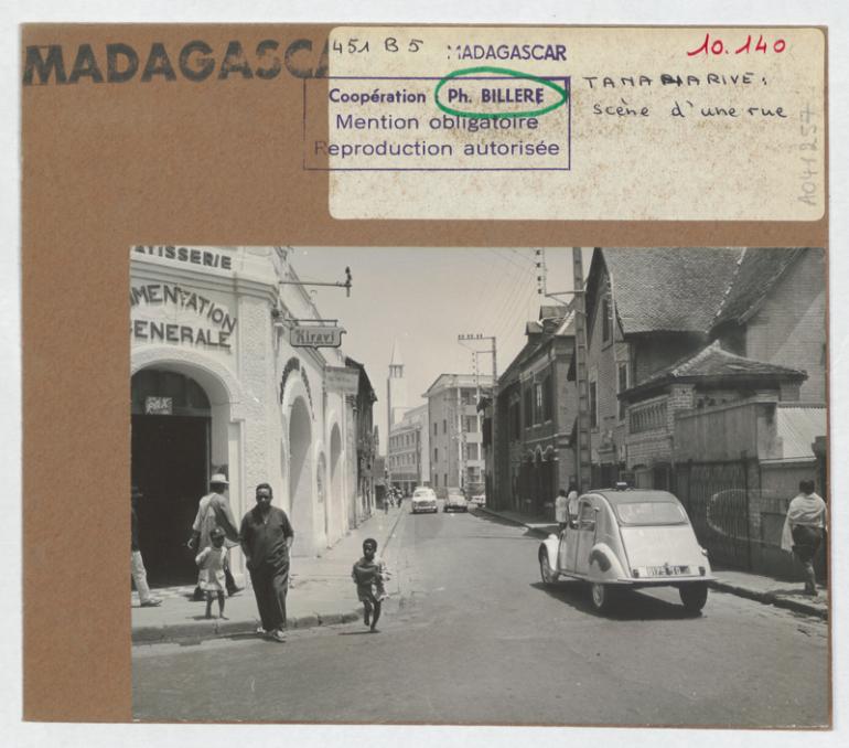 Image décorative : © Photothèque du ministère de la Coopération, A042157, CADLC. Philippe Billère, Sans titre, Tananarive, Madagascar, 1963